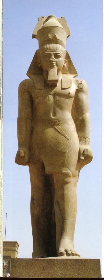 The gigantic statue of Ramses II